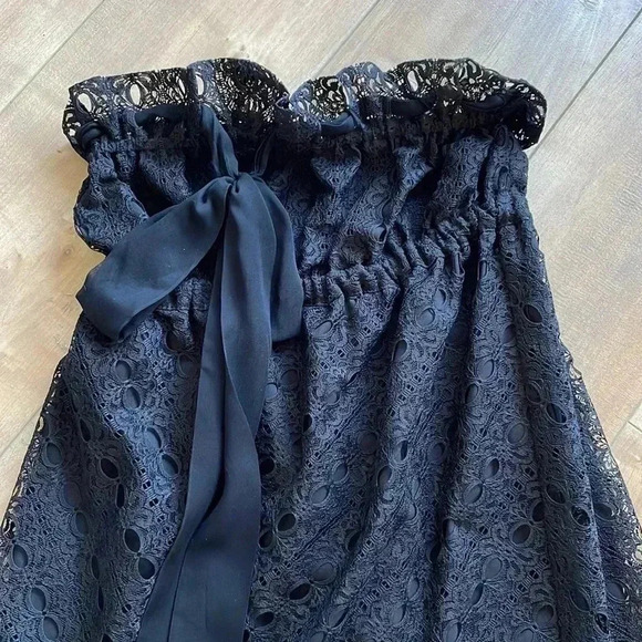 Betsey Johnson Strapless Black Lace Bow Dress Sz 2 - Picture 2 of 8